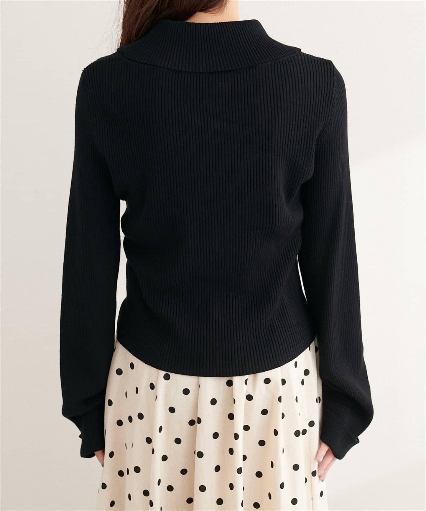 交叉領喇叭袖針織上衣