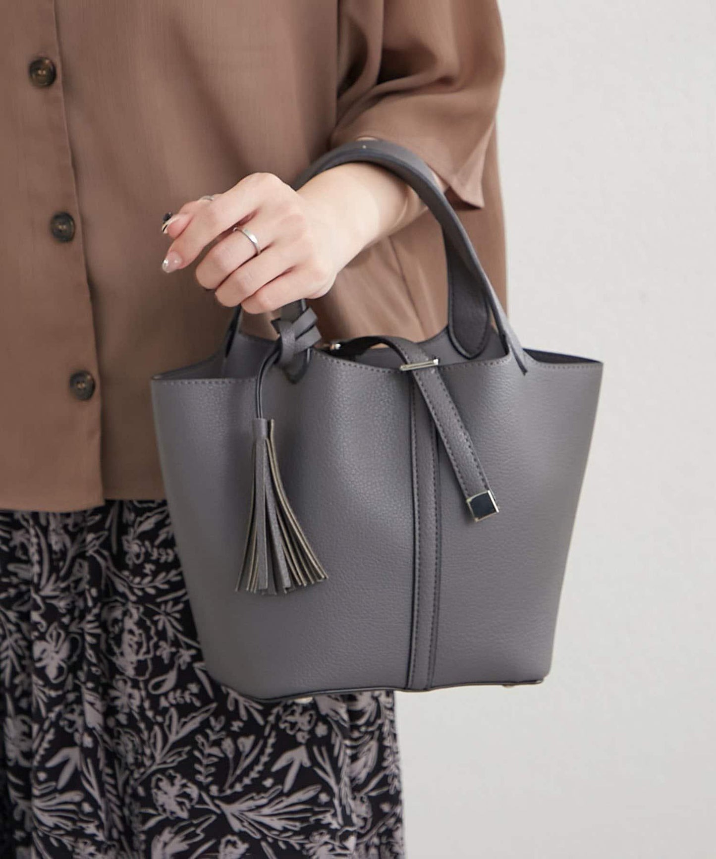 五色可選 簡約設計 流蘇 手提包