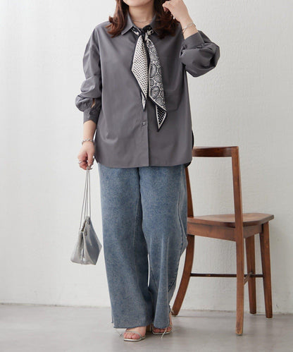 基礎款圍巾裝飾襯衫