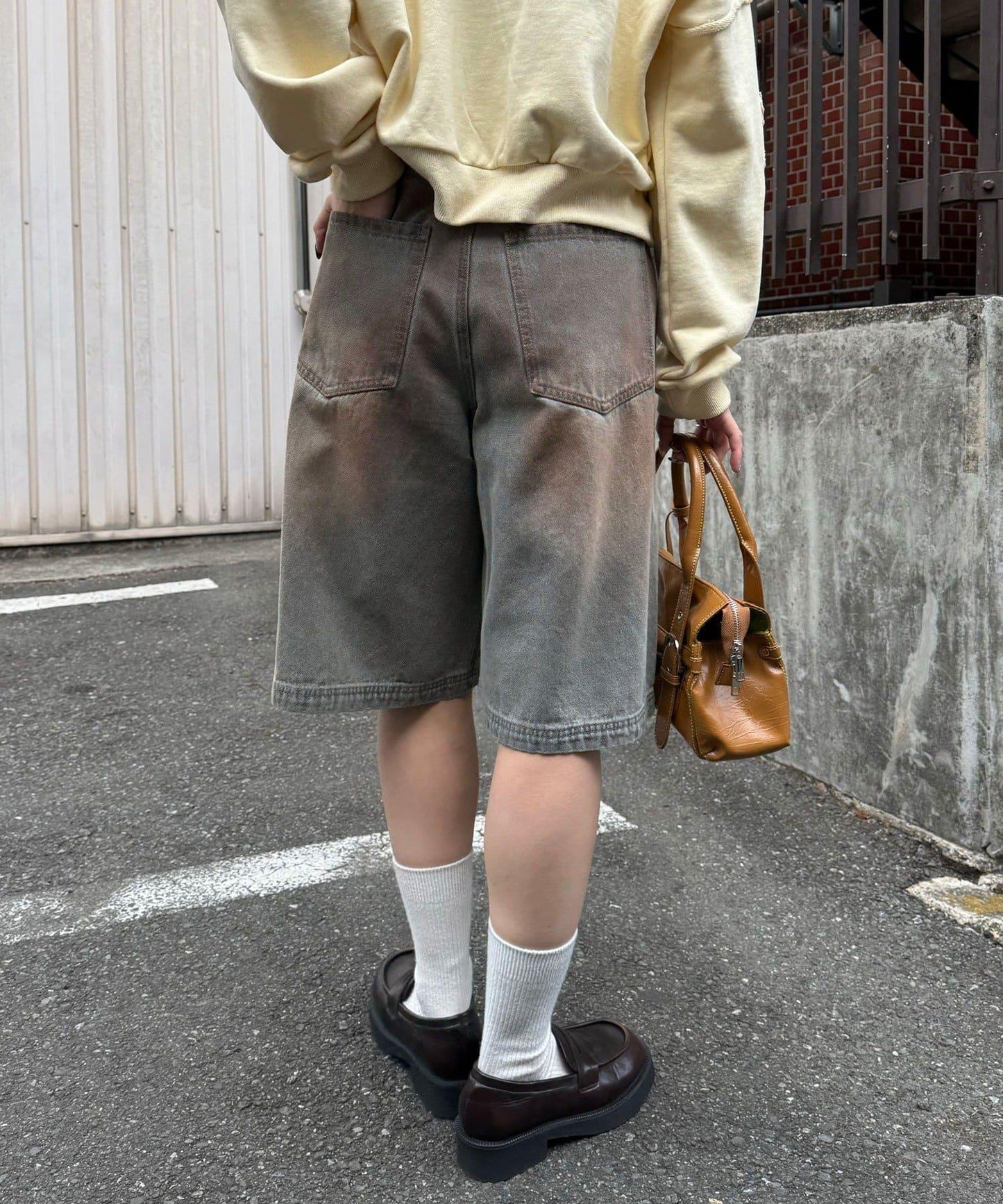 復古風寬鬆牛仔短褲