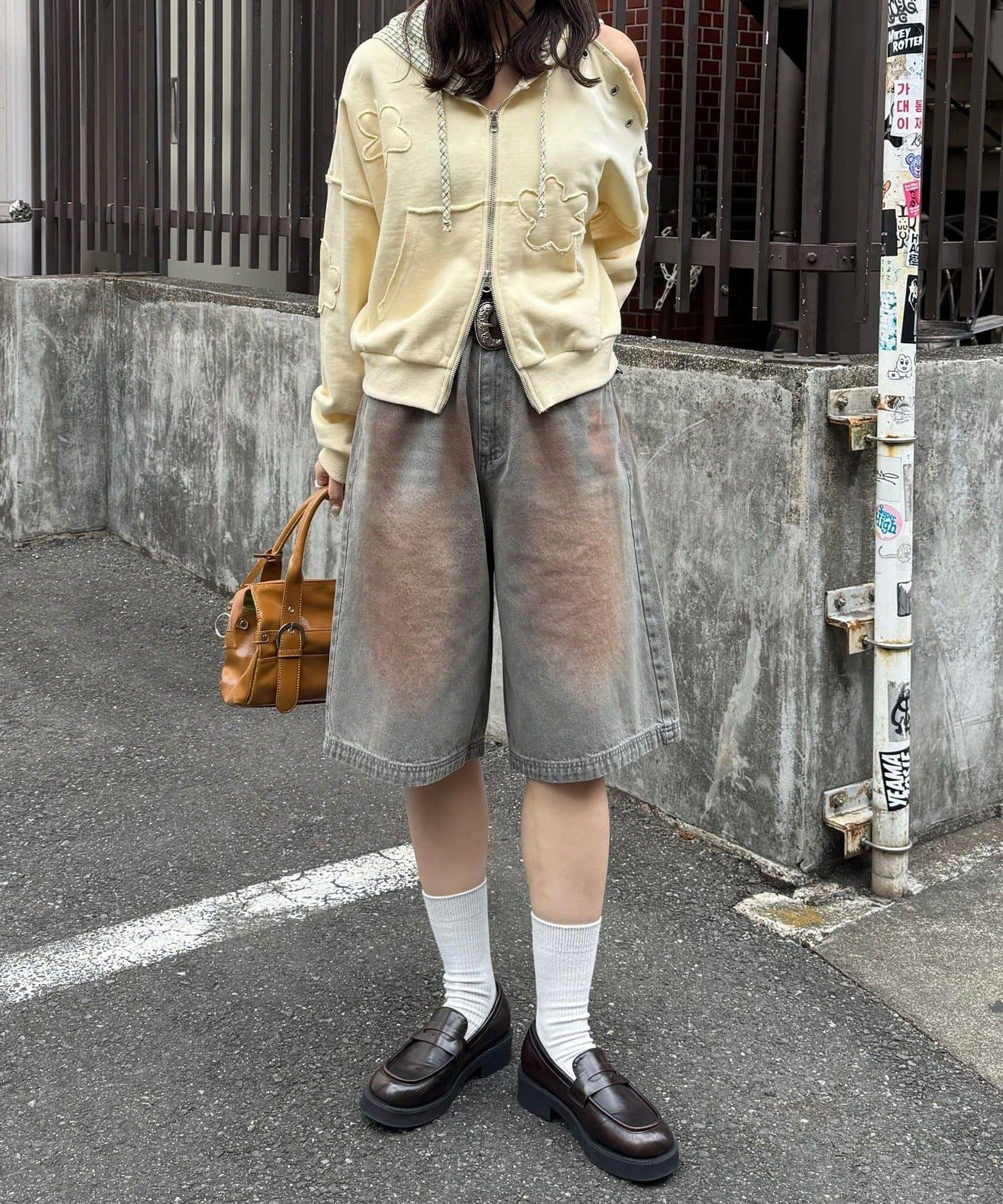 復古風寬鬆牛仔短褲