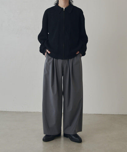 莉莉紗線拉鍊針織短外套