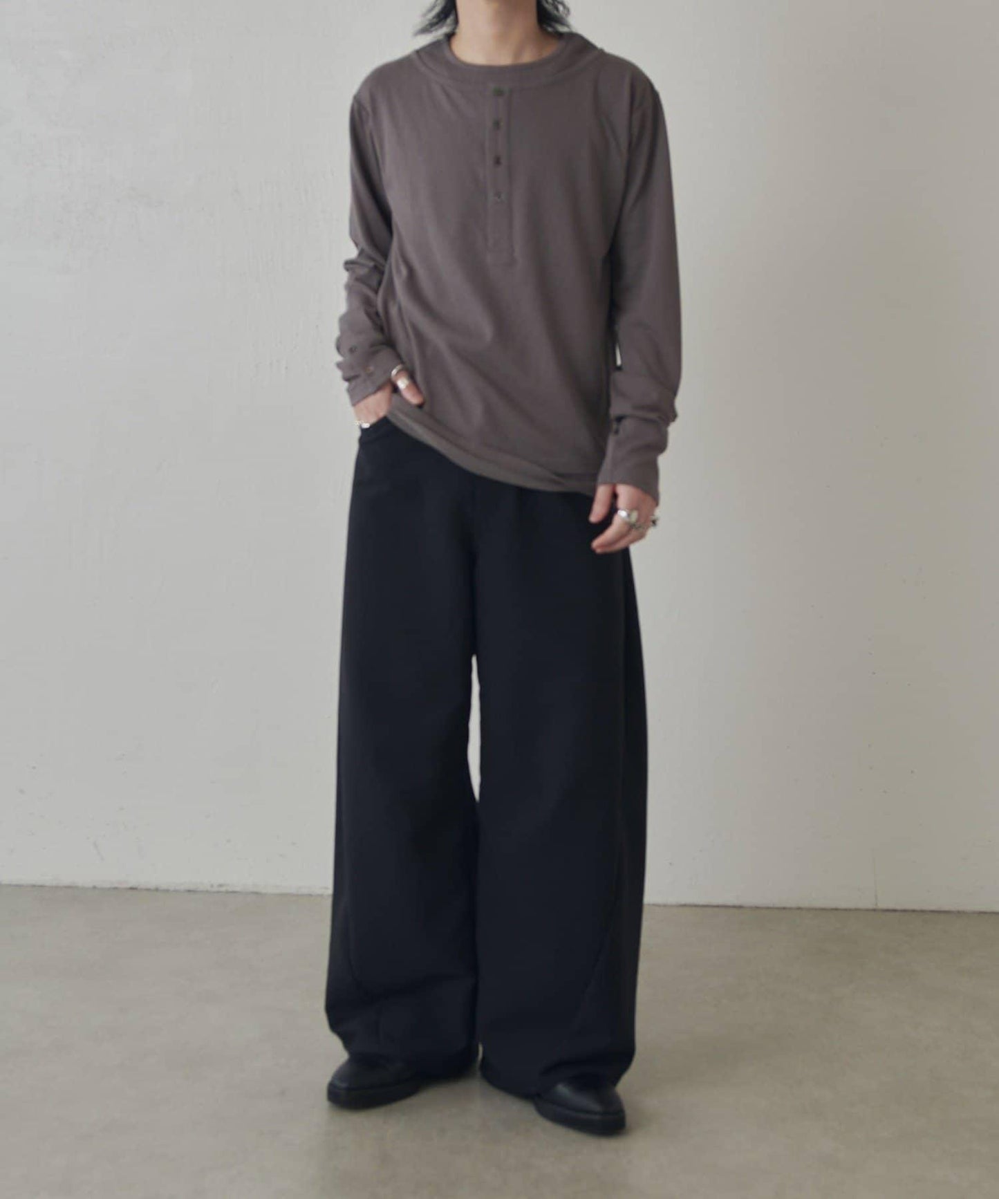 疊搭亨利領長袖T恤