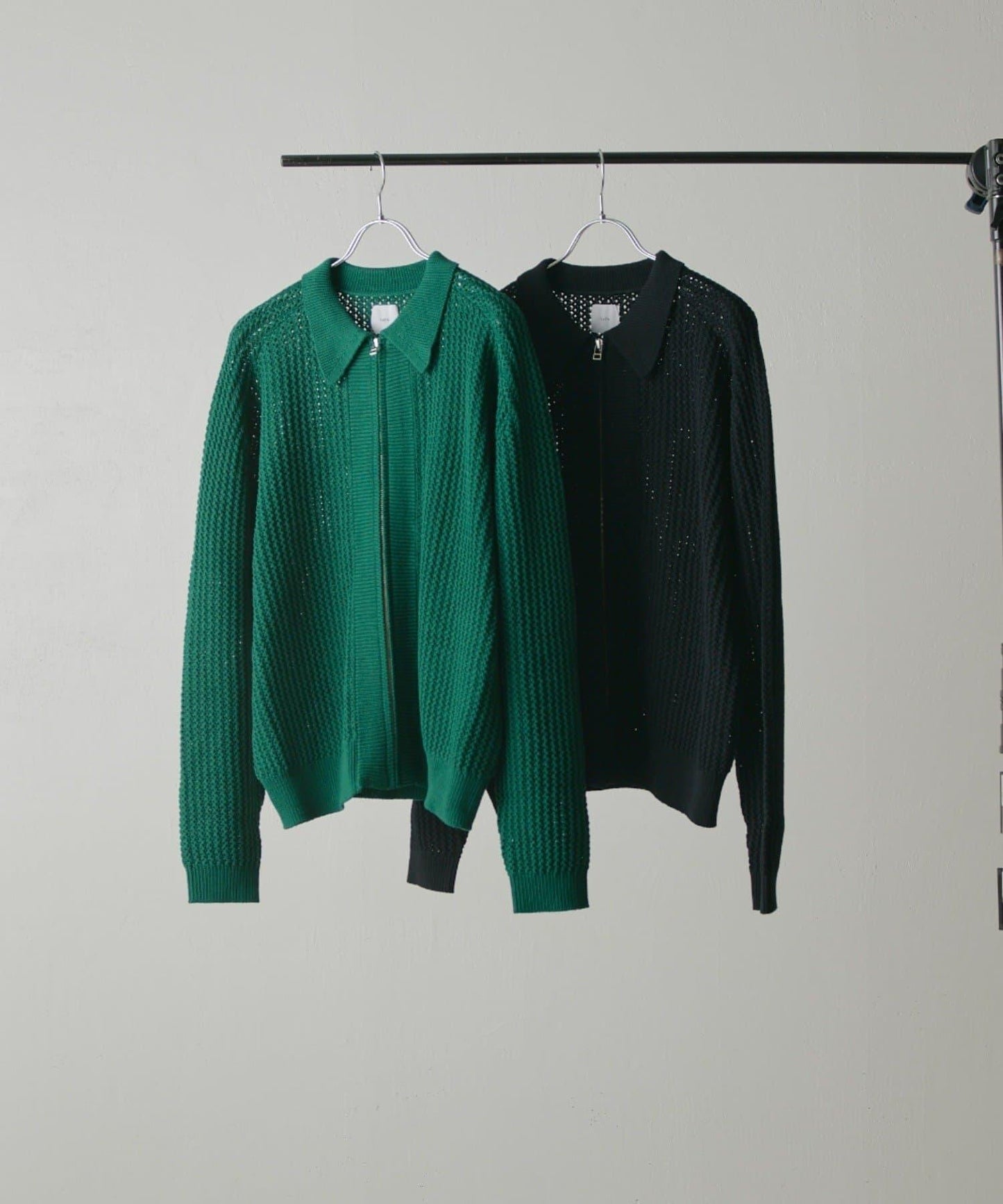 莉莉紗線拉鍊針織短外套