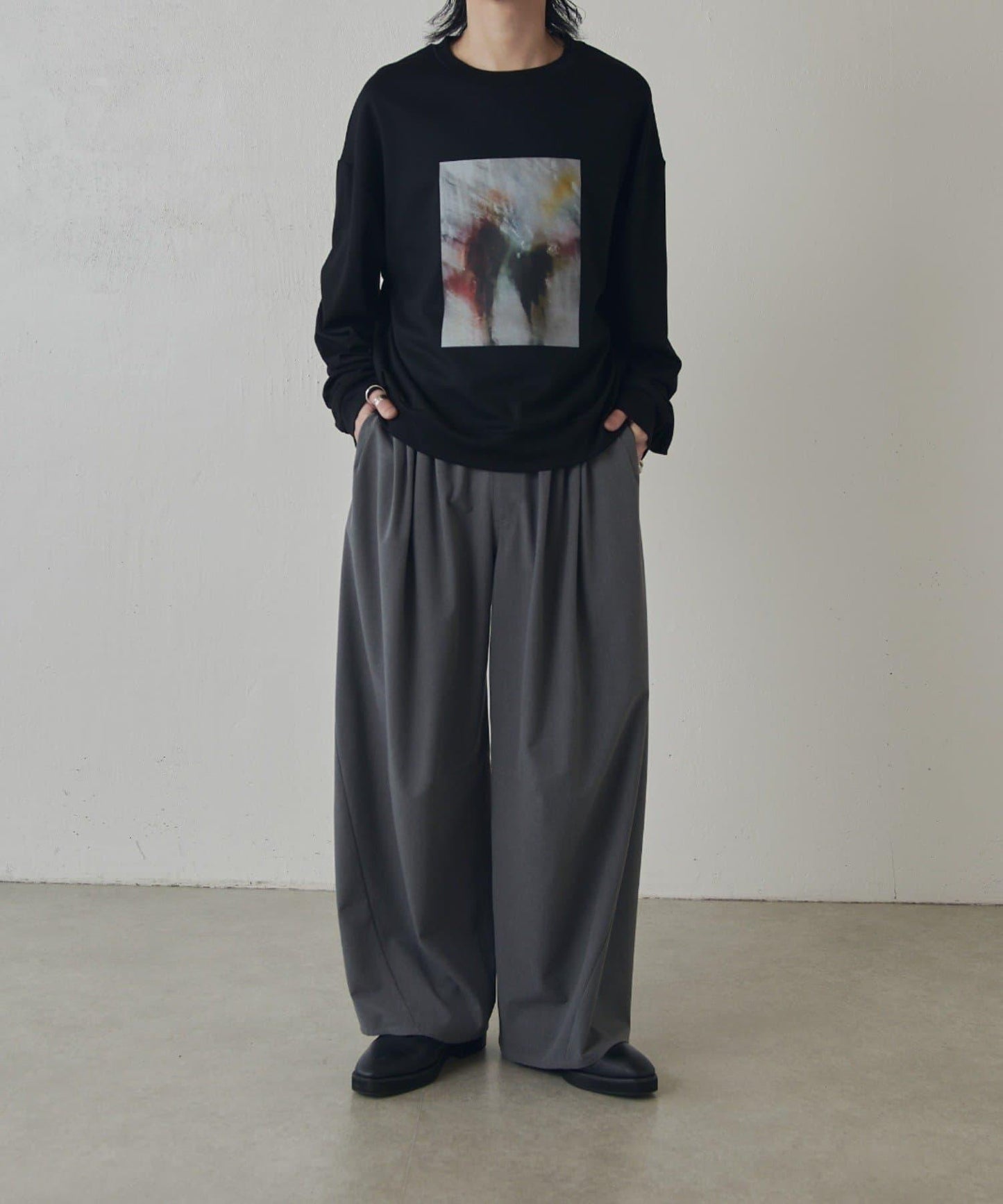 OUT OF FORCUS 長袖T恤