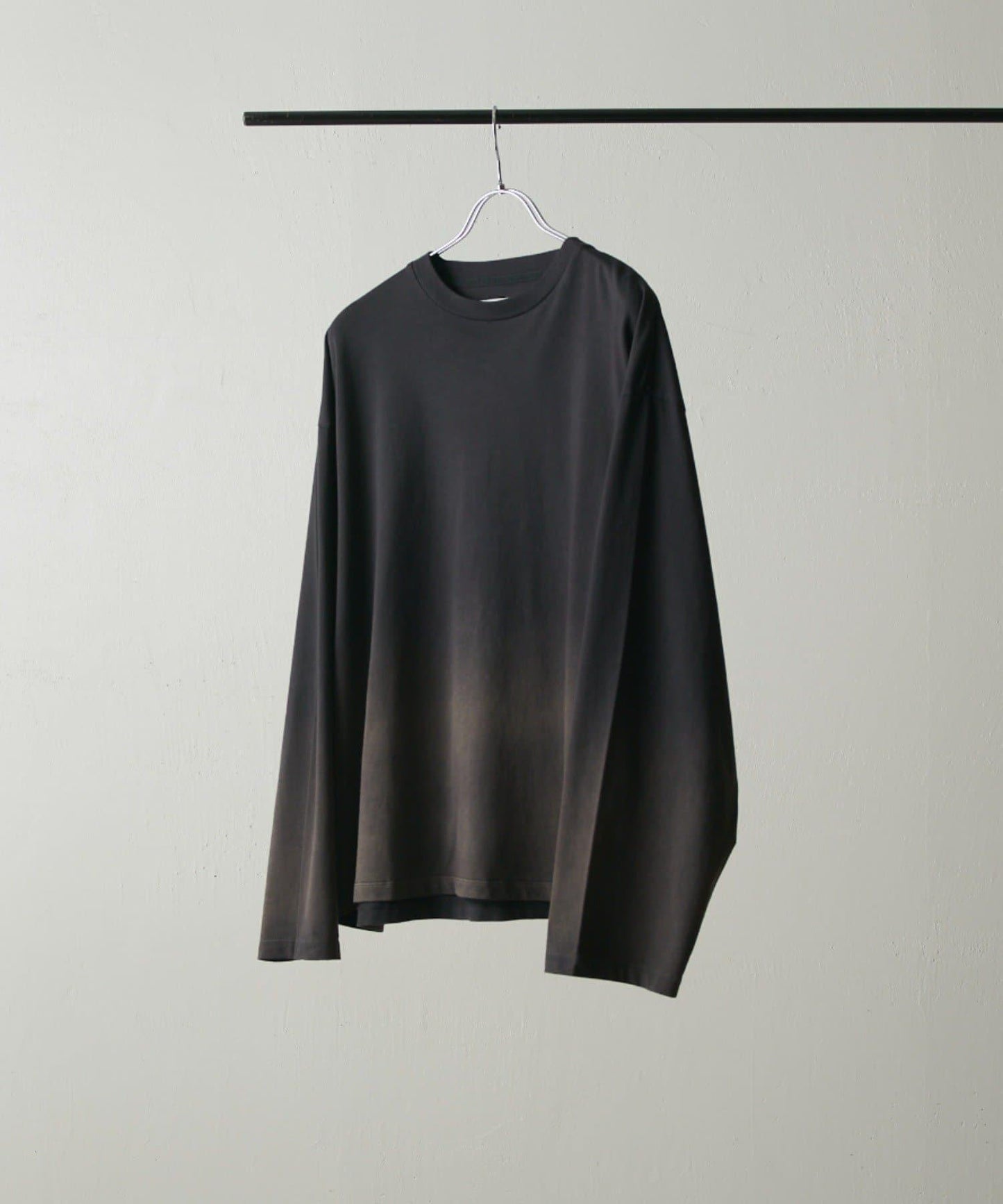 Neucon 漸變漂染寬鬆長袖T恤