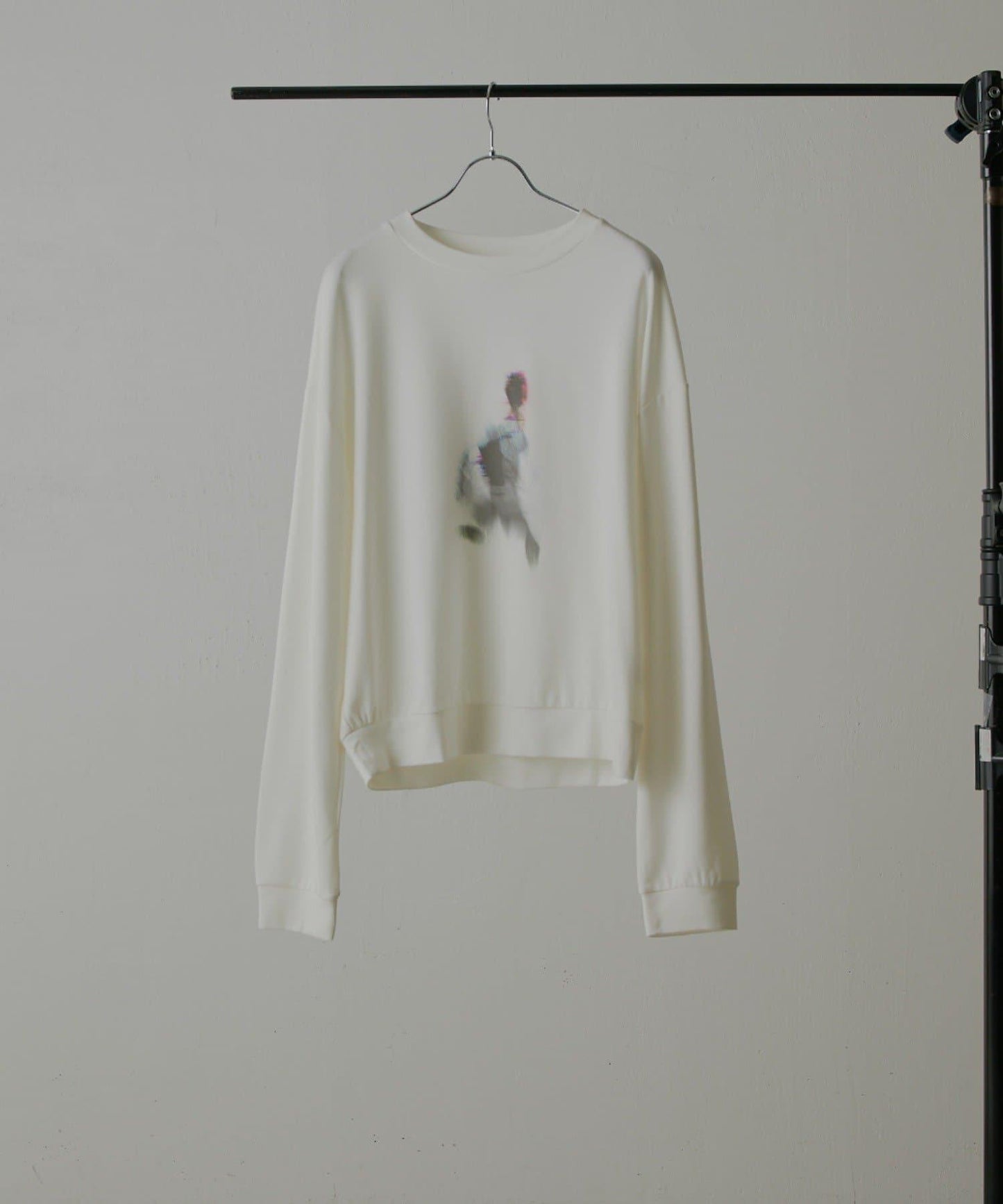 OUT OF FORCUS 長袖T恤