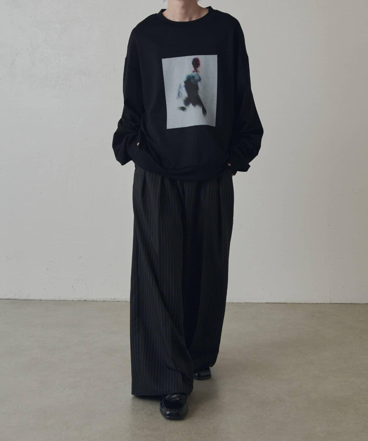 OUT OF FORCUS 長袖T恤