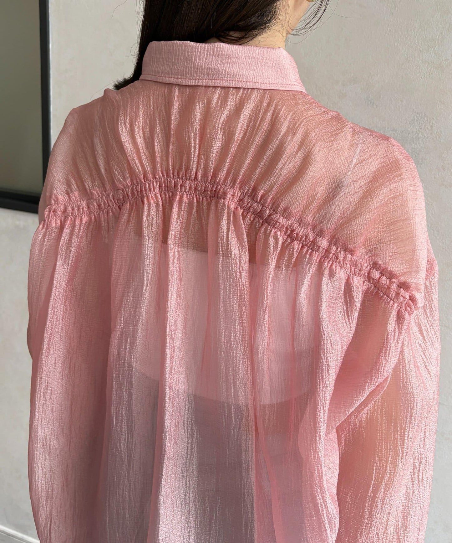 亮片皺感 袖抽褶 透紗襯衫