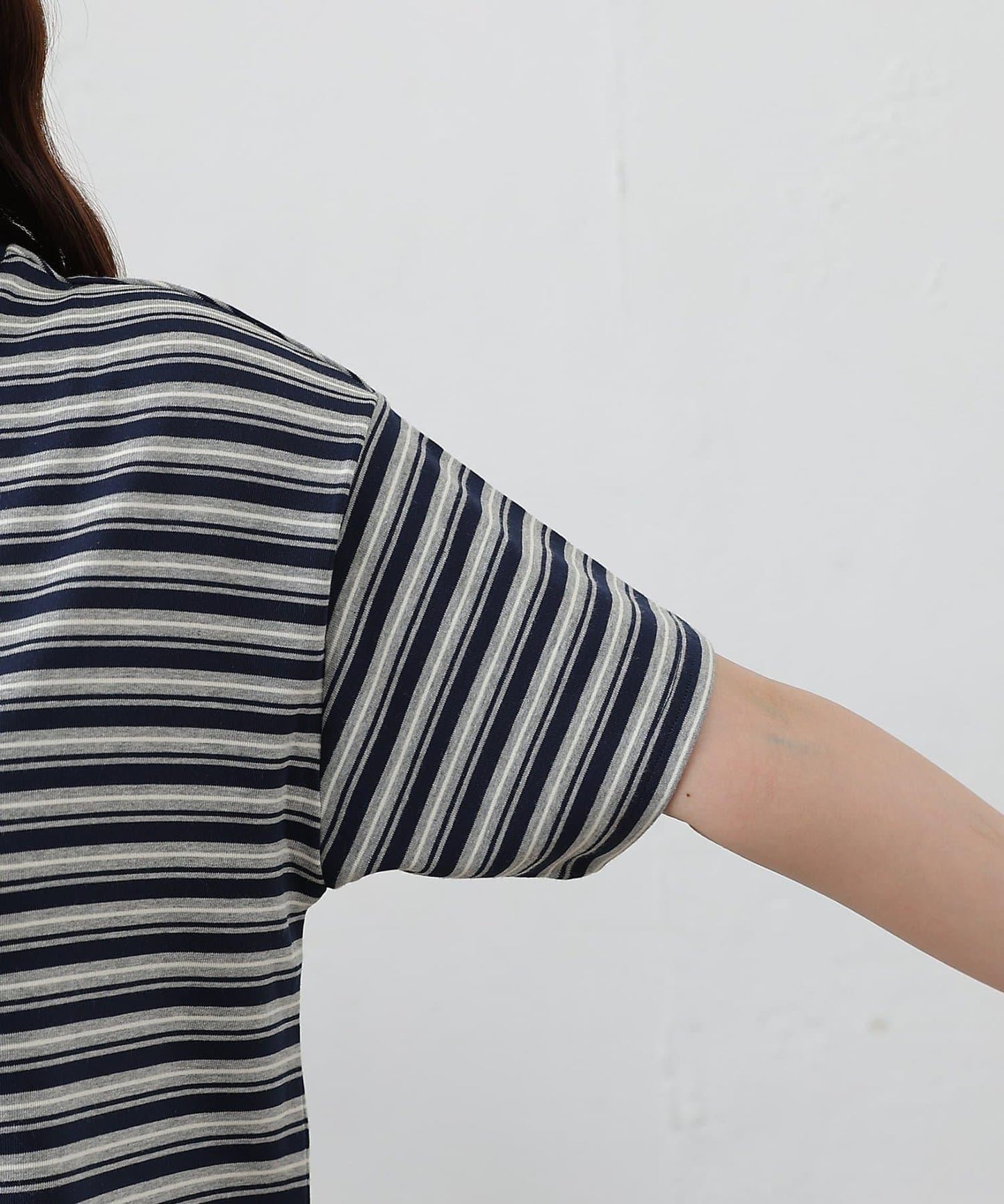 多色條紋短款T恤