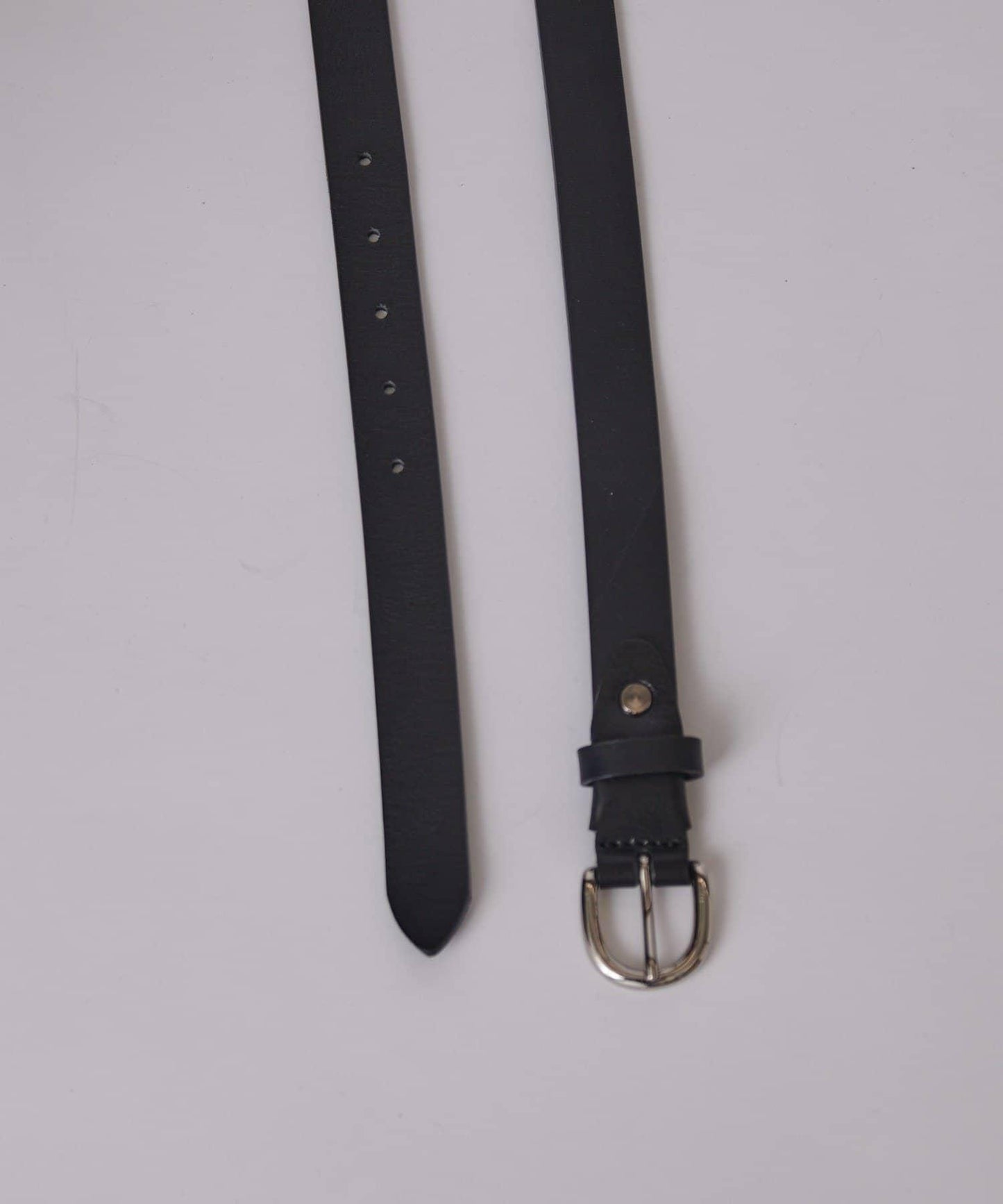 植鞣皮細版腰帶