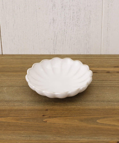 菊花圖案小盤 9cm