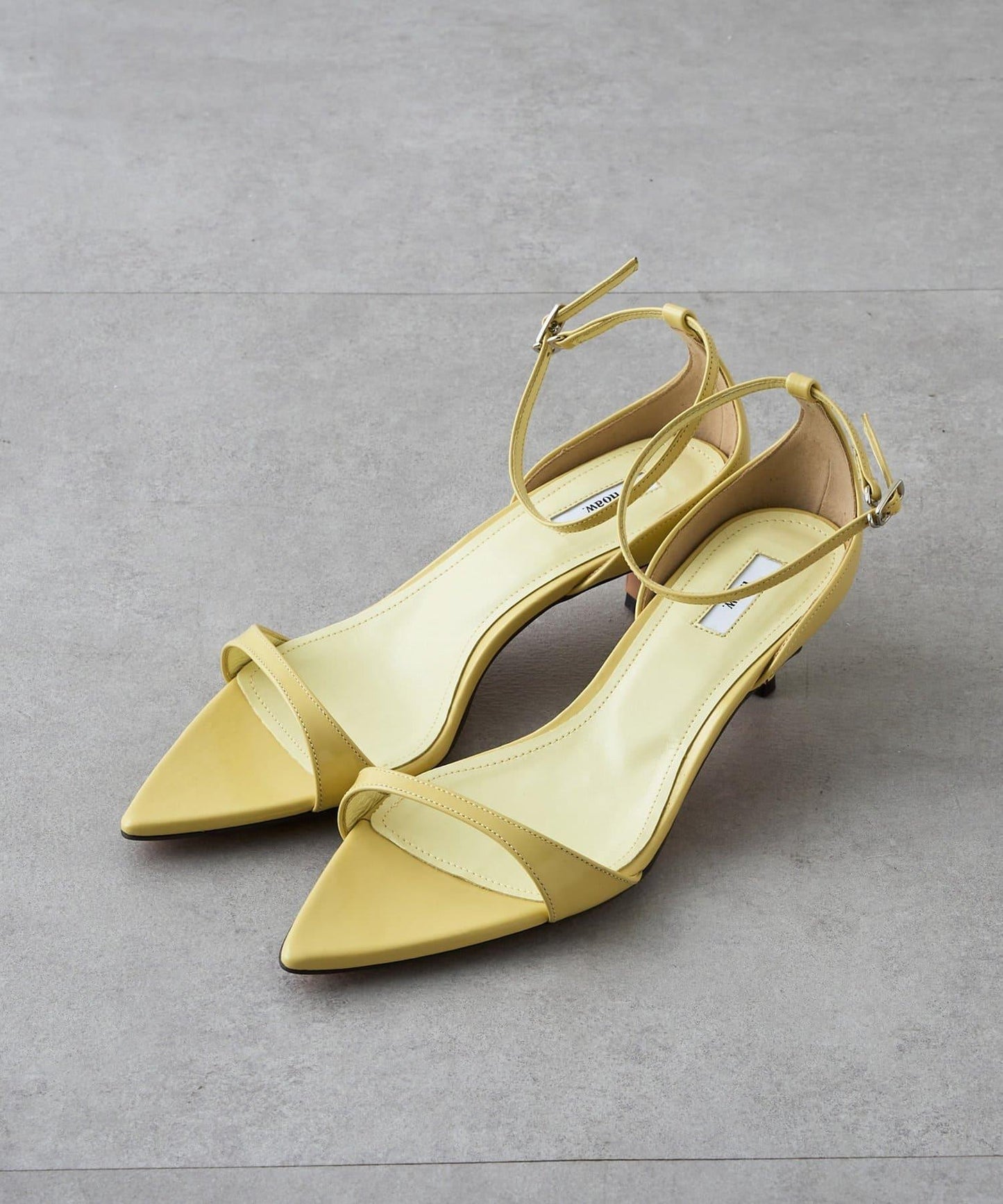 博主合作配色 Hoaw. 綁帶涼鞋