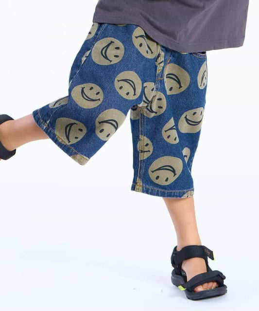 淺色闊腿六分丈牛仔褲