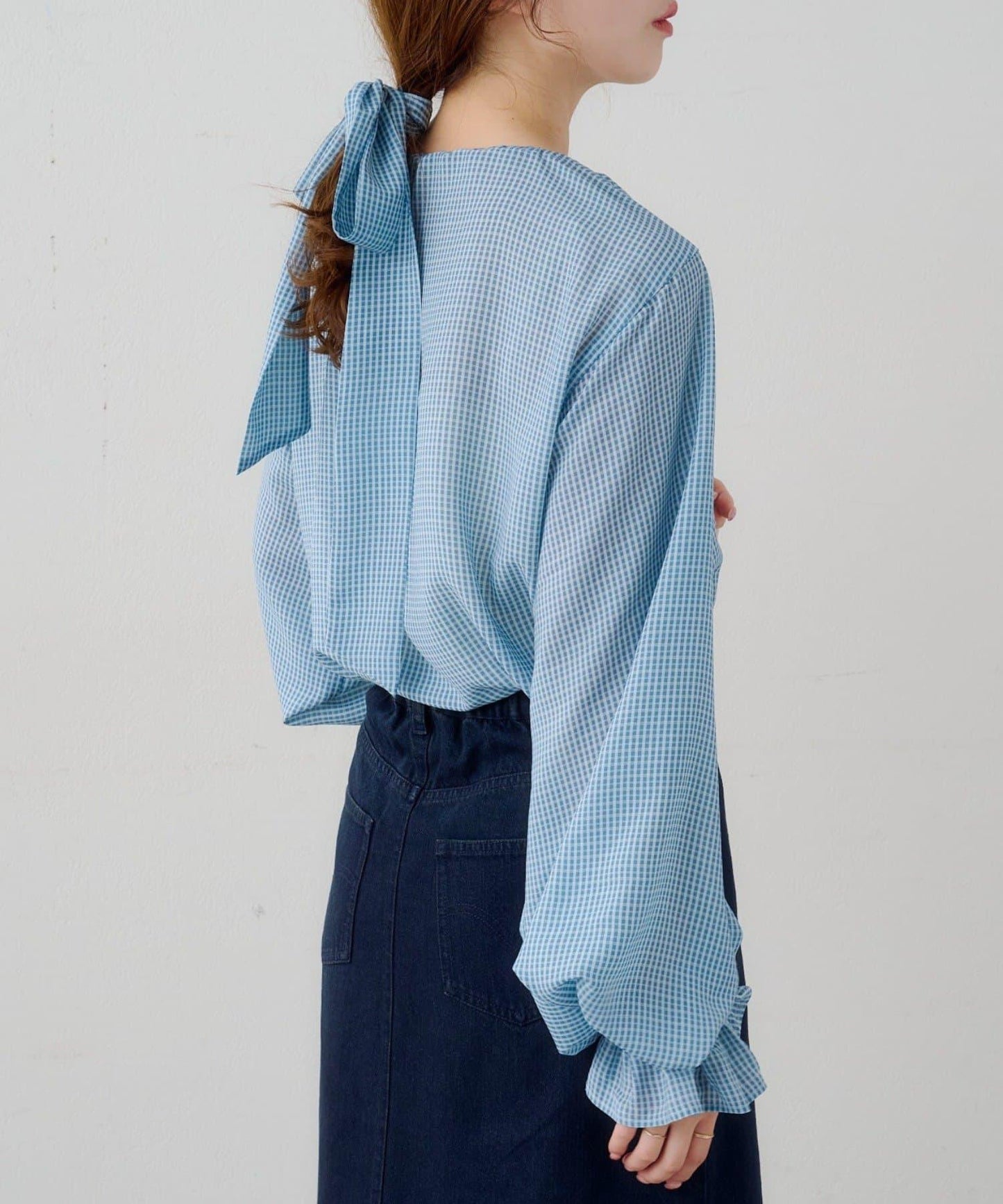 B 透感格紋 蝴蝶結設計 襯衫