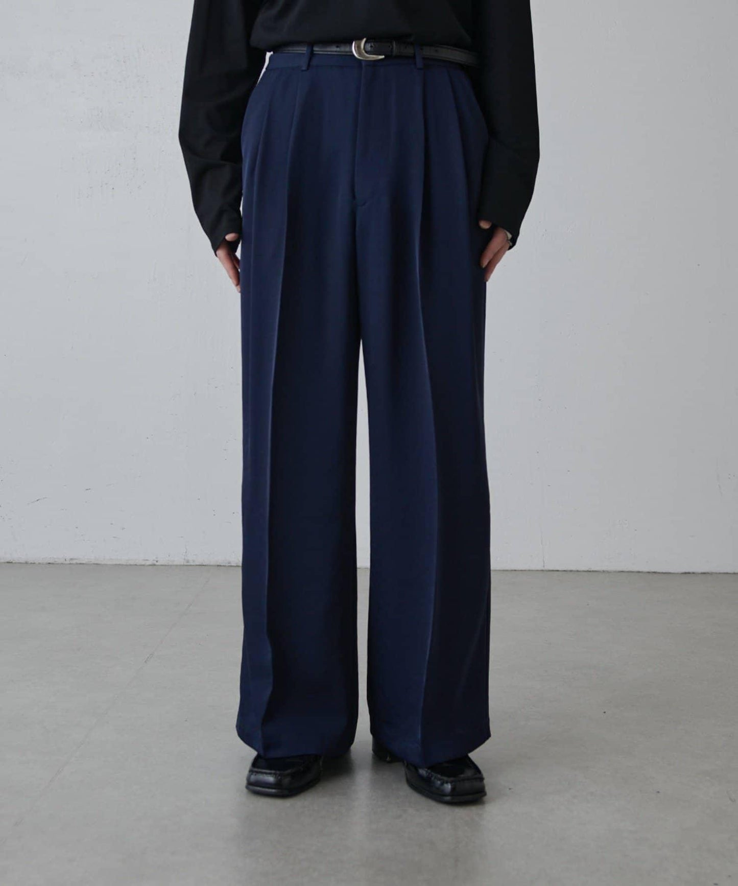 斜紋闊腿休閒長褲