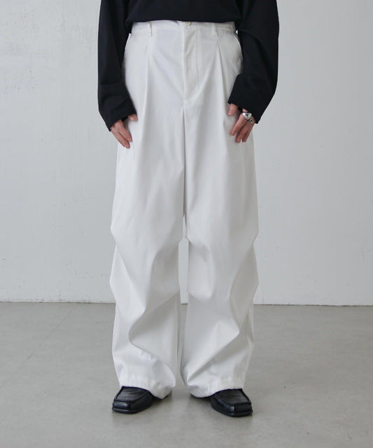 高捻面料 寬鬆設計 降落傘褲