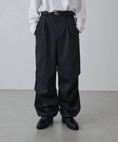 高捻面料 寬鬆設計 降落傘褲