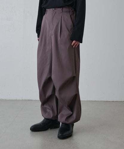 高捻面料 寬鬆設計 降落傘褲