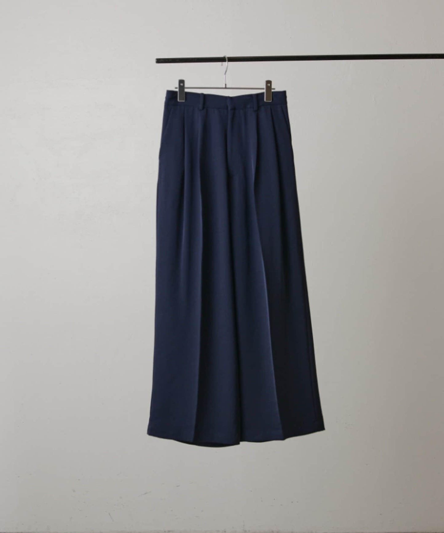 斜紋闊腿休閒長褲