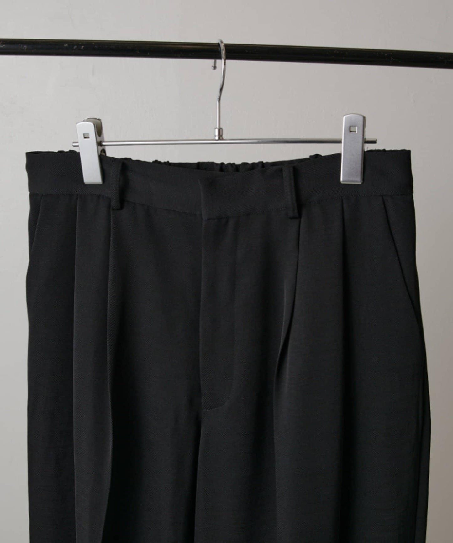 斜紋闊腿休閒長褲