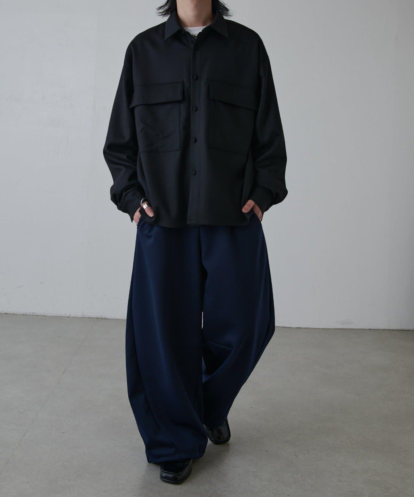 雙口袋寬鬆襯衫夾克