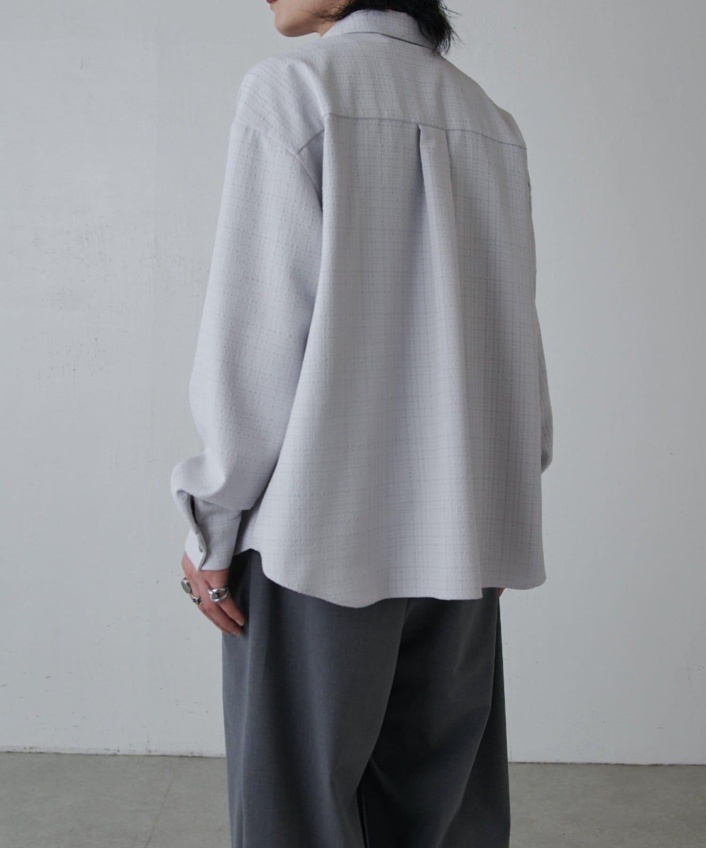 粗感質地襯衫