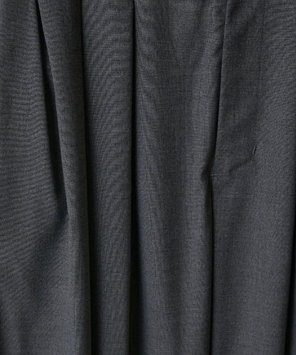 寬鬆版型 倒褶設計 闊腿褲