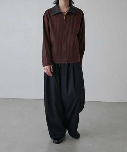 寬鬆版型 倒褶設計 闊腿褲