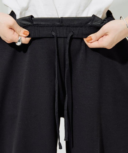 清涼觸感羅馬布褲子