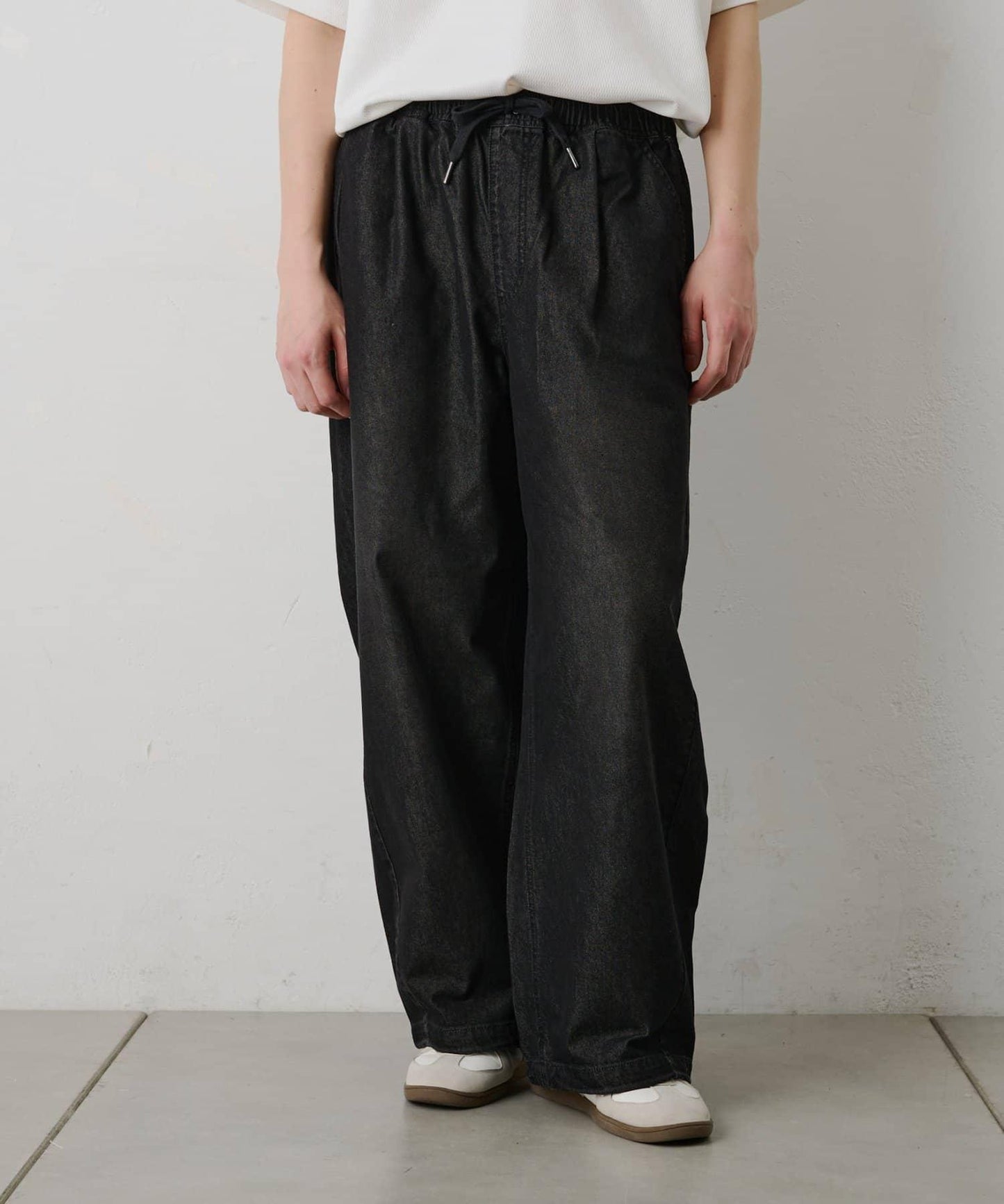 輕薄牛仔鬆緊休閒褲