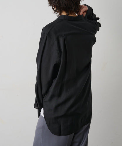 輕盈透氣長袖襯衫