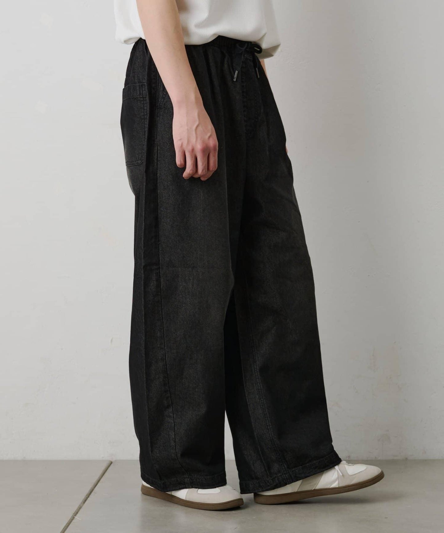 輕薄牛仔鬆緊休閒褲