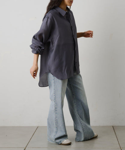 輕盈透氣長袖襯衫