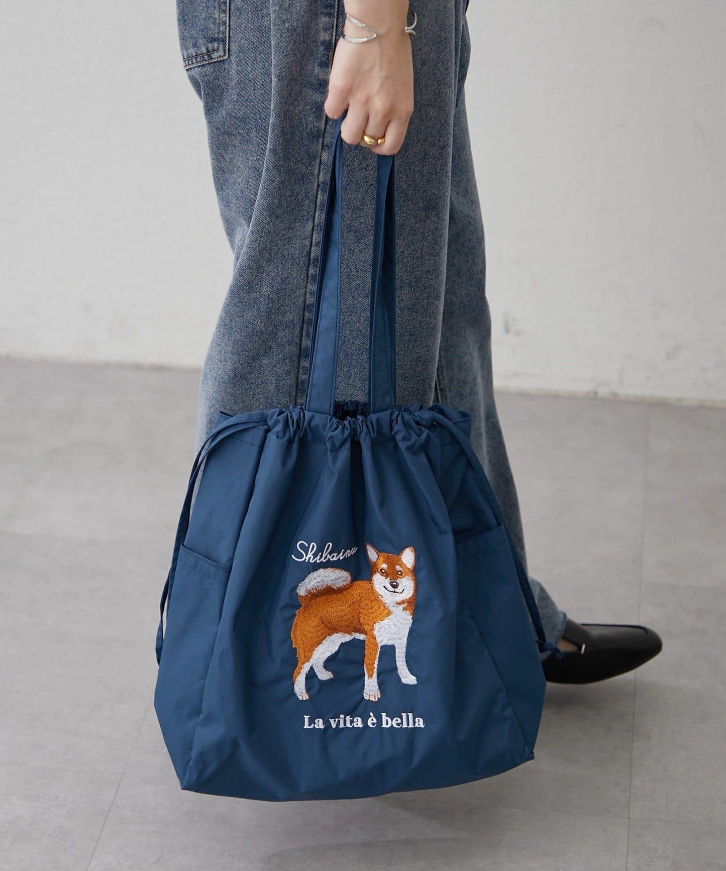 適合散步的 動物刺繡 束口托特包