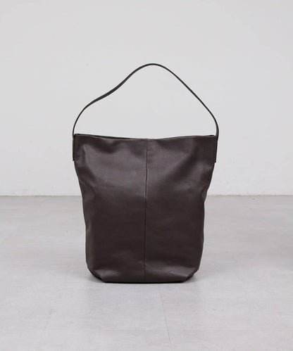 2.718 水桶單肩包