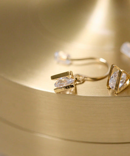 三角造型鋯石耳釘