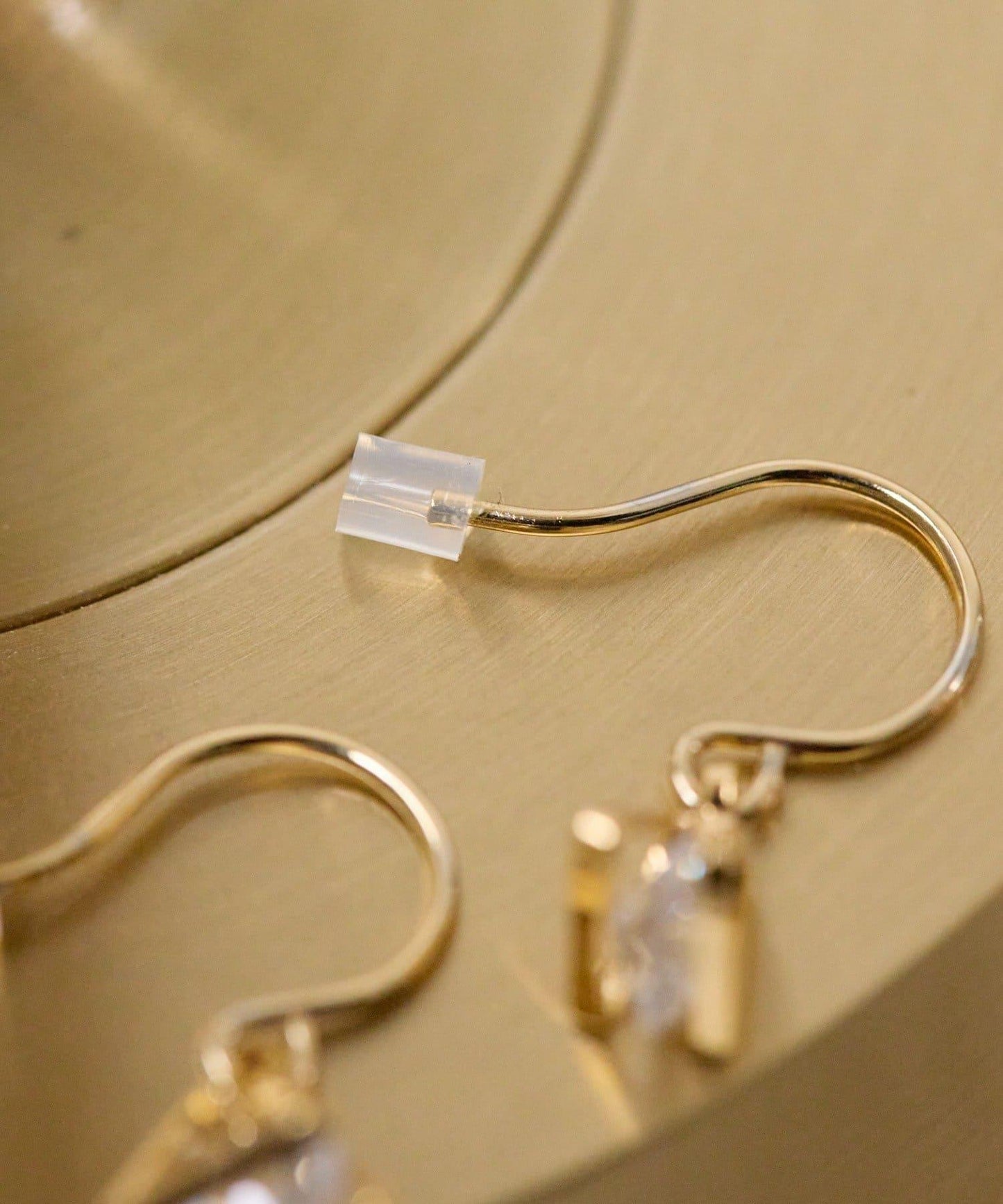 三角造型鋯石耳釘