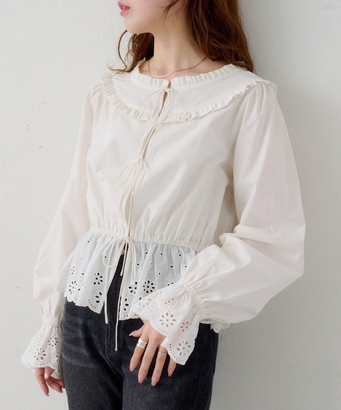 B棉質蕾絲 荷葉邊 襯衫