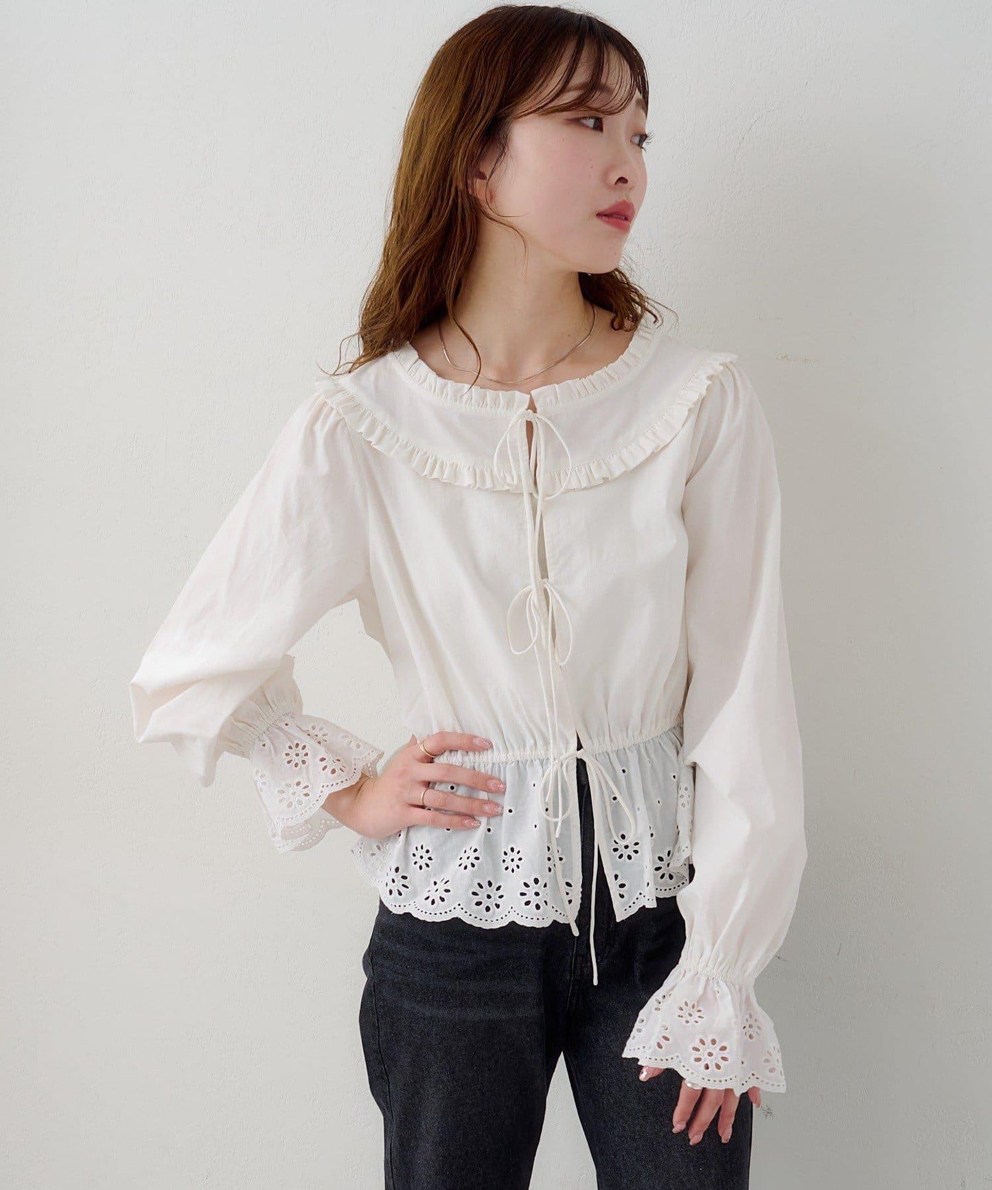 B棉質蕾絲 荷葉邊 襯衫