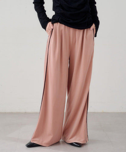 B 天鵝絨側邊條紋褲