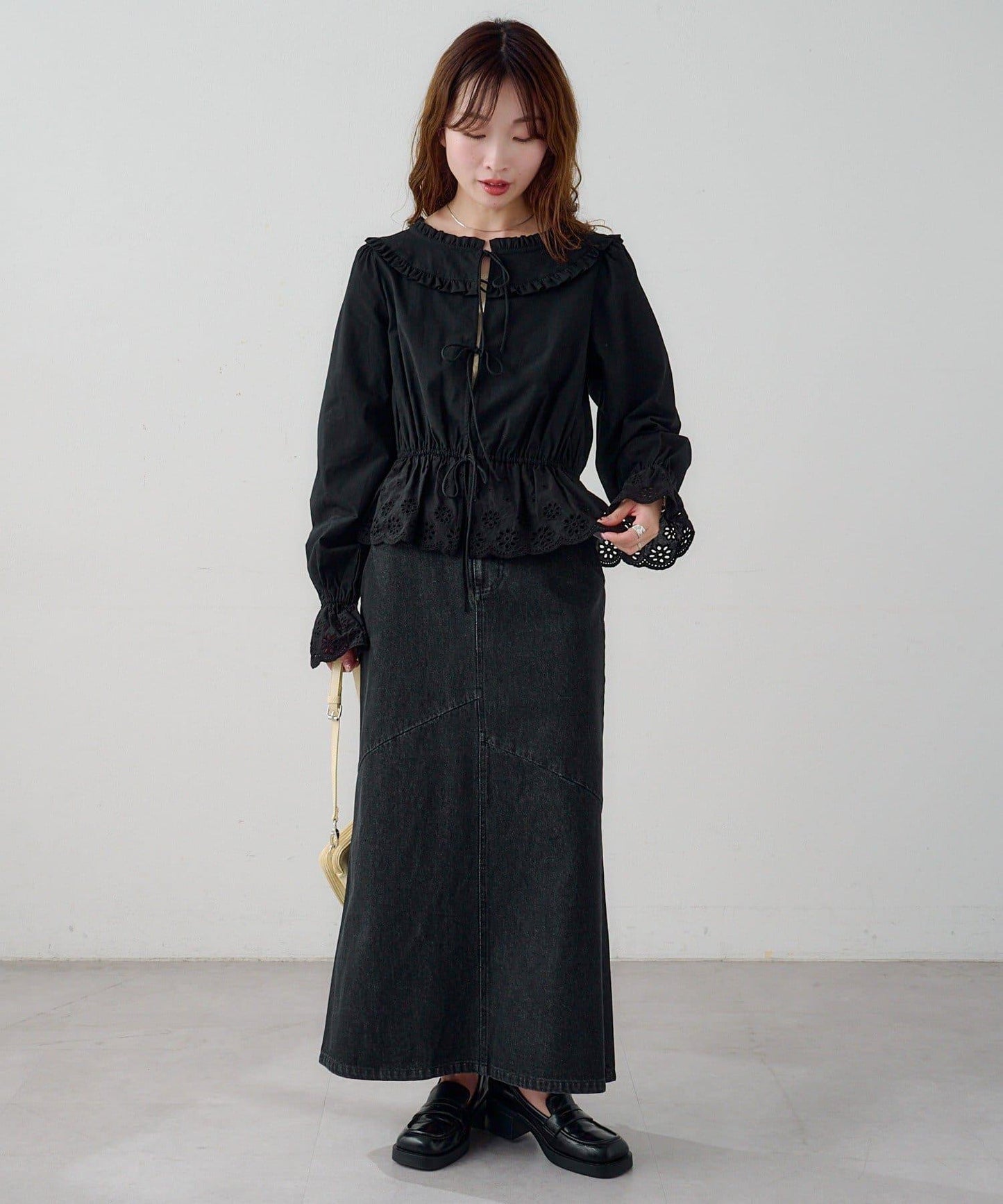 B棉質蕾絲 荷葉邊 襯衫