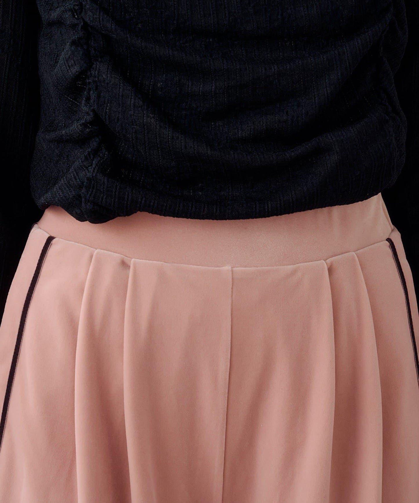 B 天鵝絨側邊條紋褲