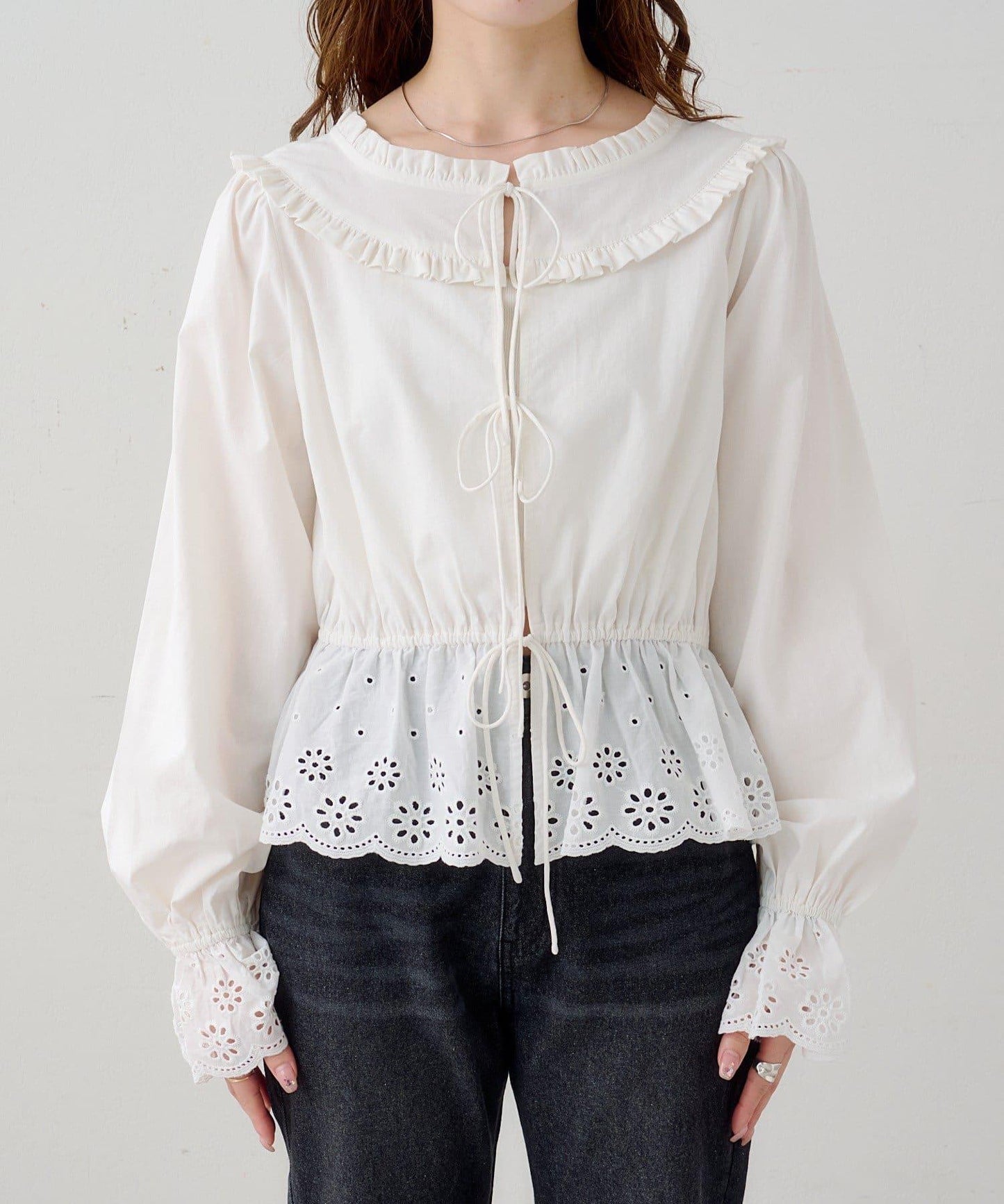 B棉質蕾絲 荷葉邊 襯衫
