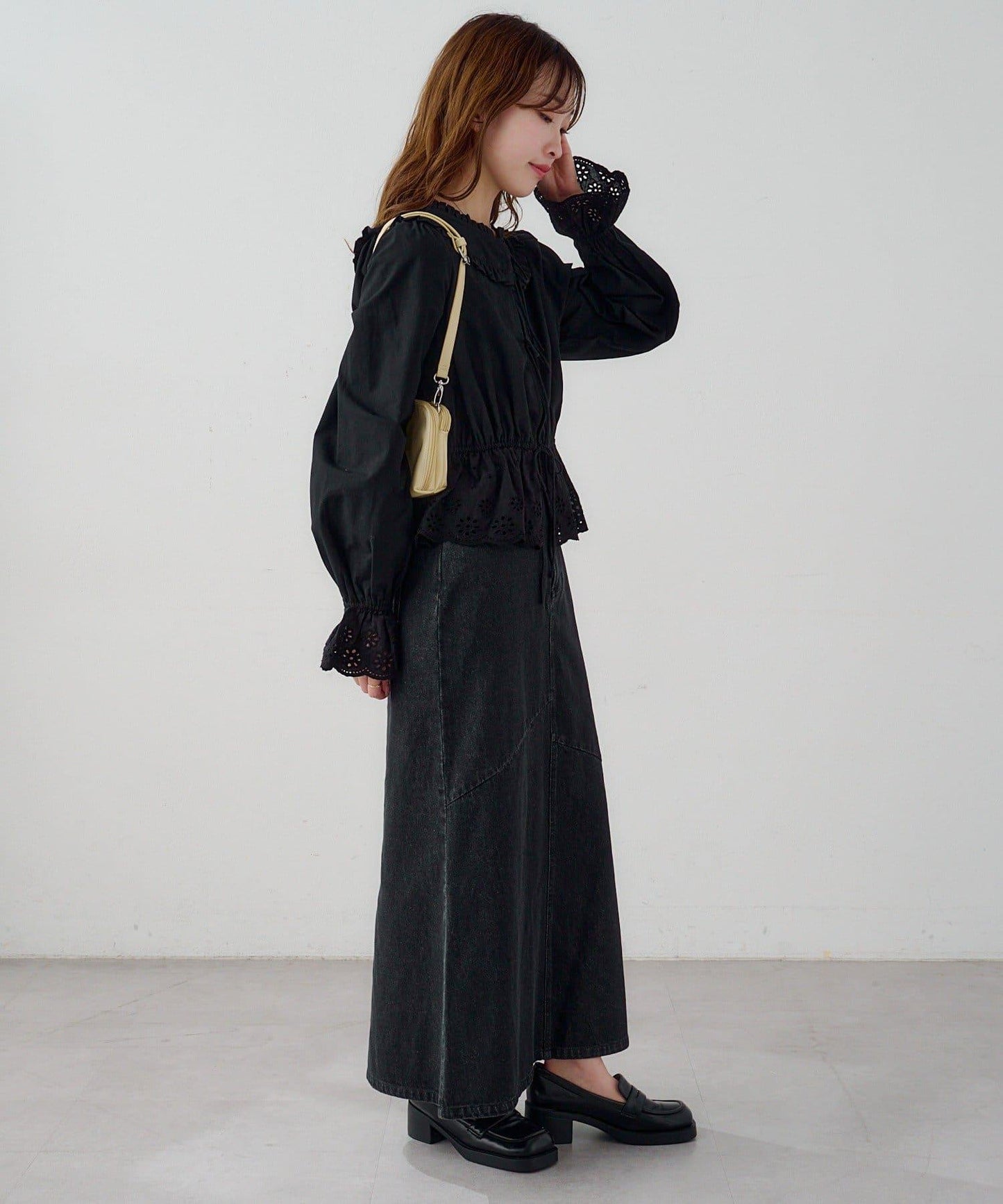 B棉質蕾絲 荷葉邊 襯衫