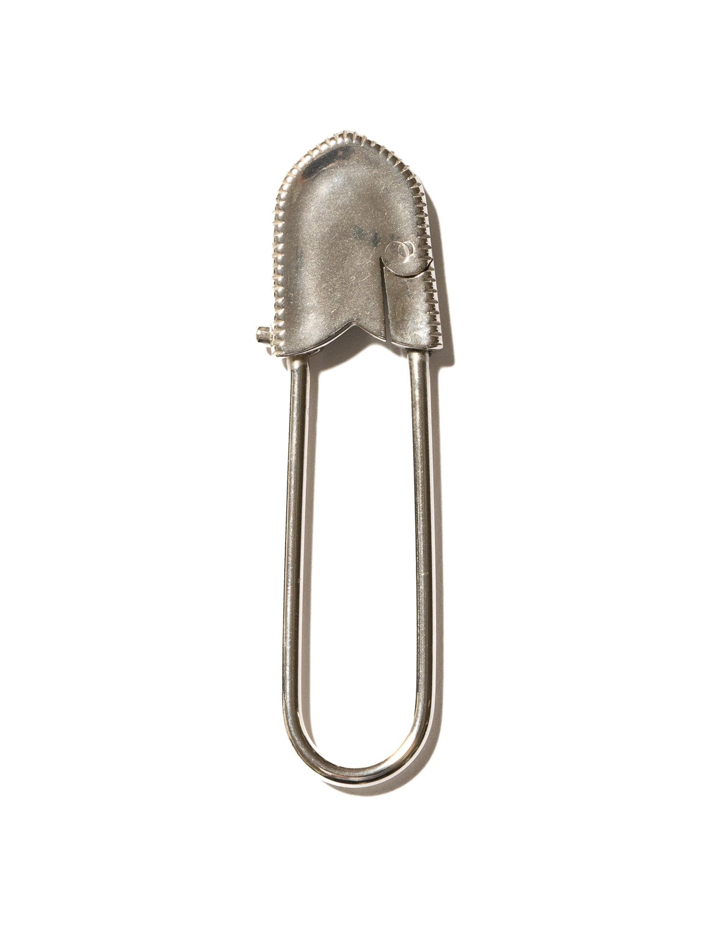 CRAFTED ANZEN PIN × END BRASS