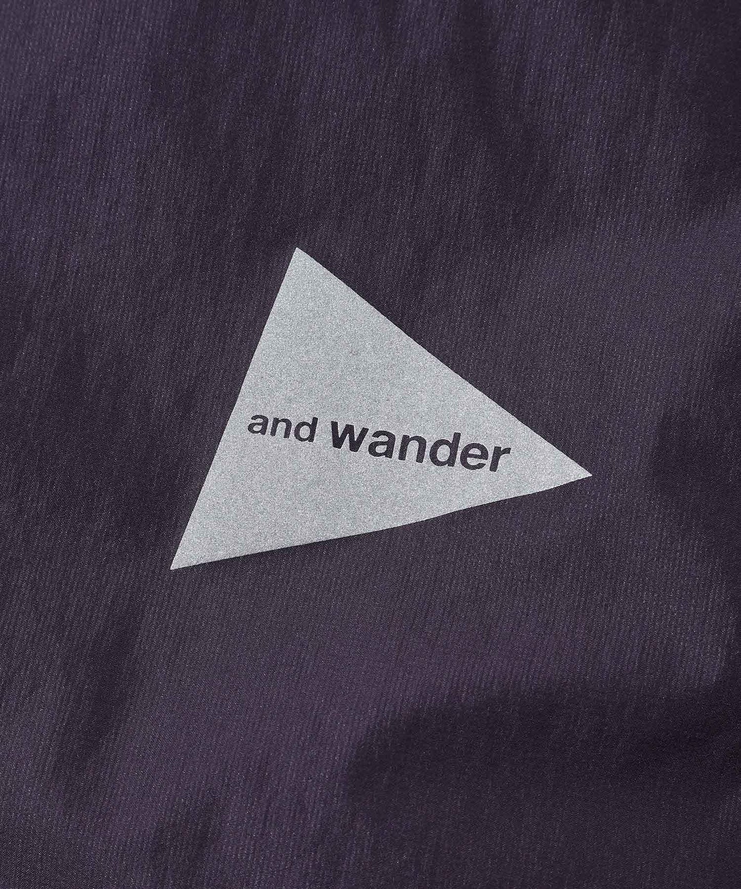 寬鬆防撕裂 and wander OVERSIZED RIP JACKET