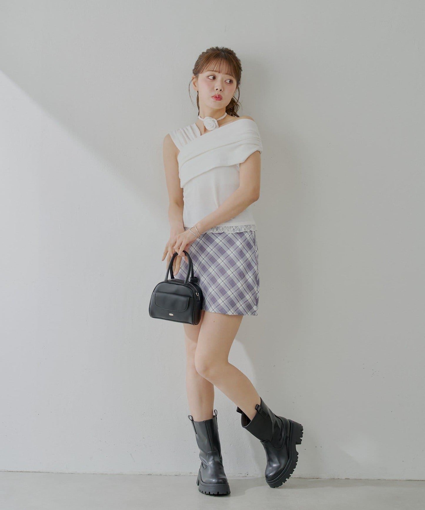 162361357