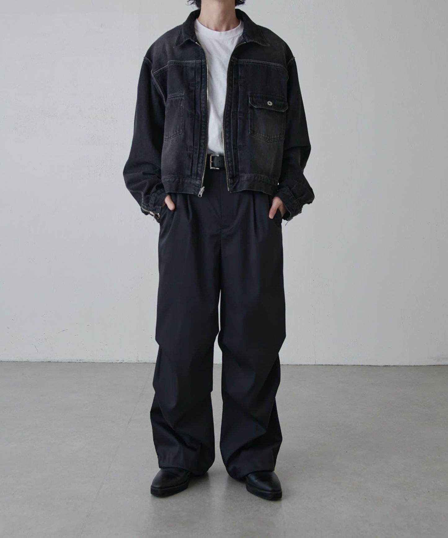 高捻面料 寬鬆設計 降落傘褲