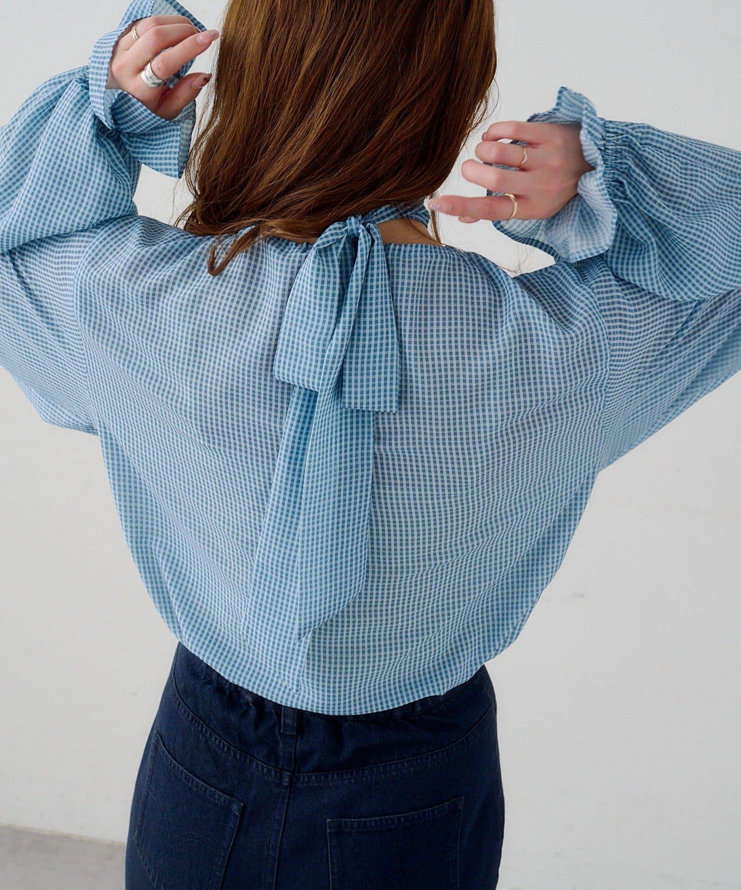 B 透感格紋 蝴蝶結設計 襯衫